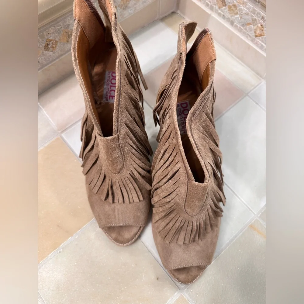 Mojo Moxy Tan Fringe Peep-Toe Booties - Picture 2 of 7